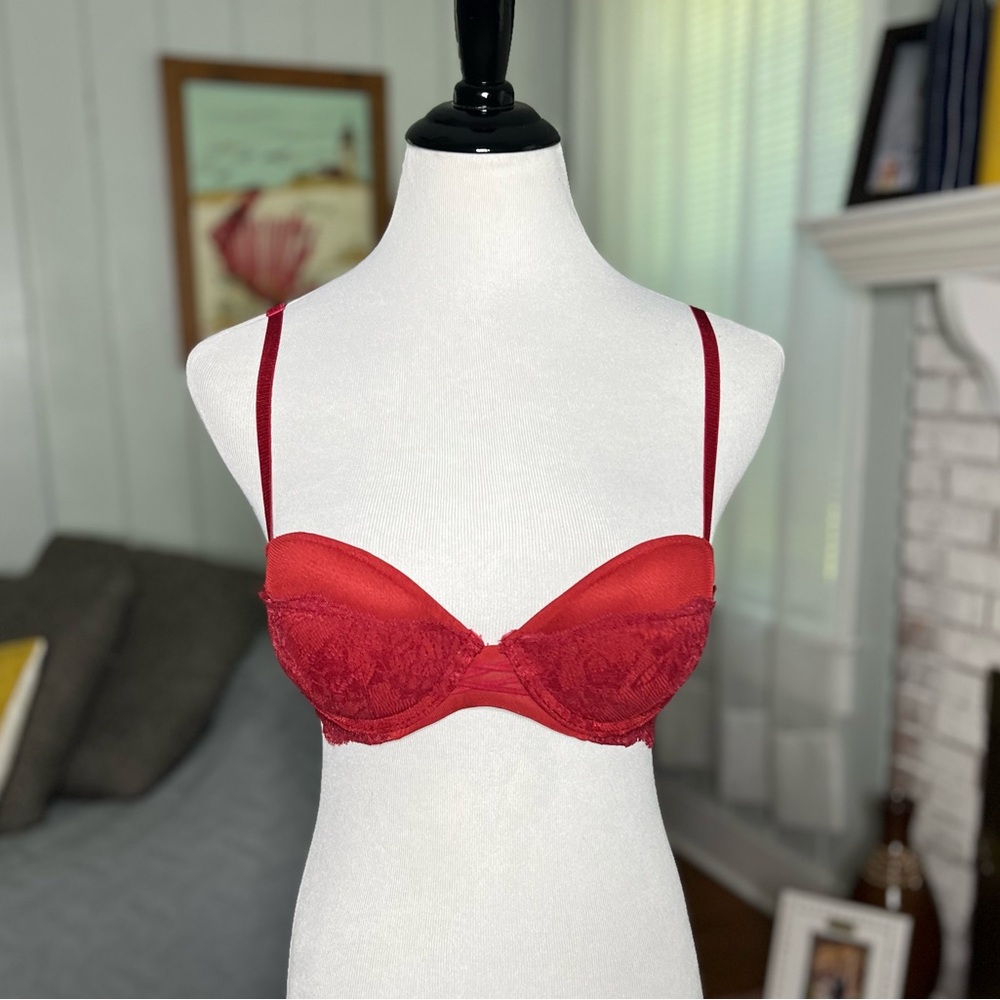 Jessica Simpson lace padded push up bra